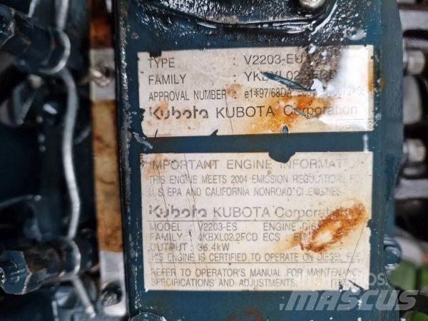 Kubota V2203-ES Engines