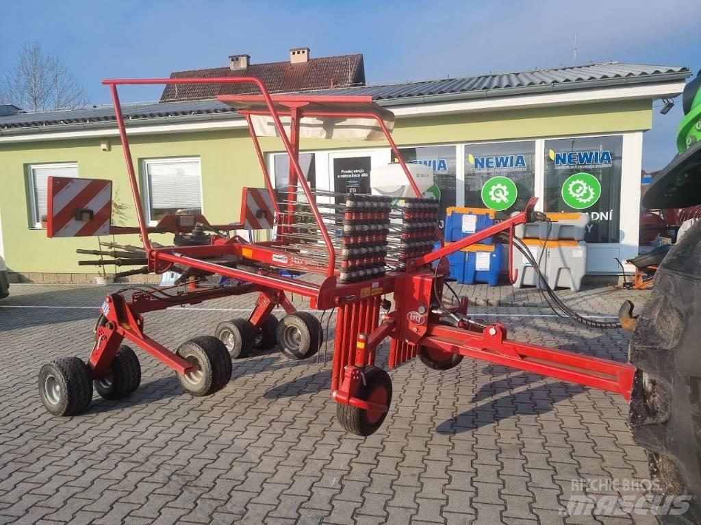 Lely Hibiscus 485 Rakes and tedders