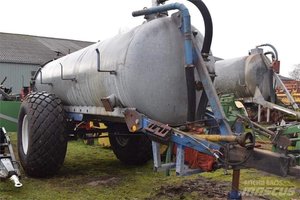  JW Perk P7000 Manure spreaders