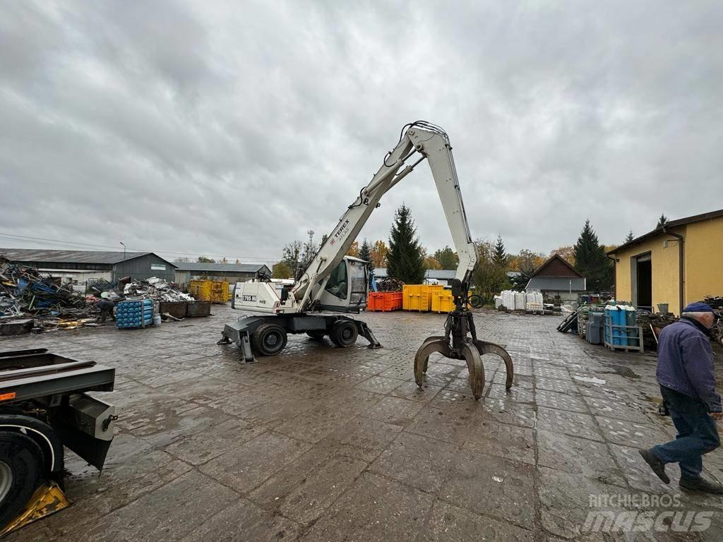 Atlas TEREX 1705 MI Backhoe