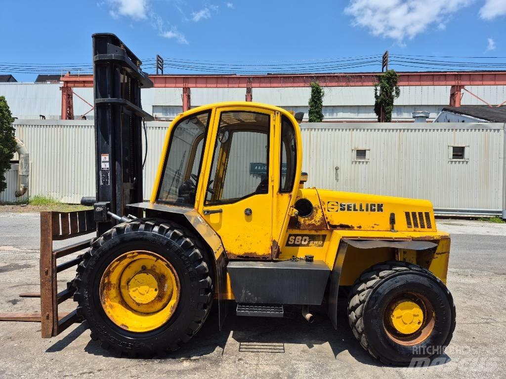 Sellick S80 Rough terrain truck