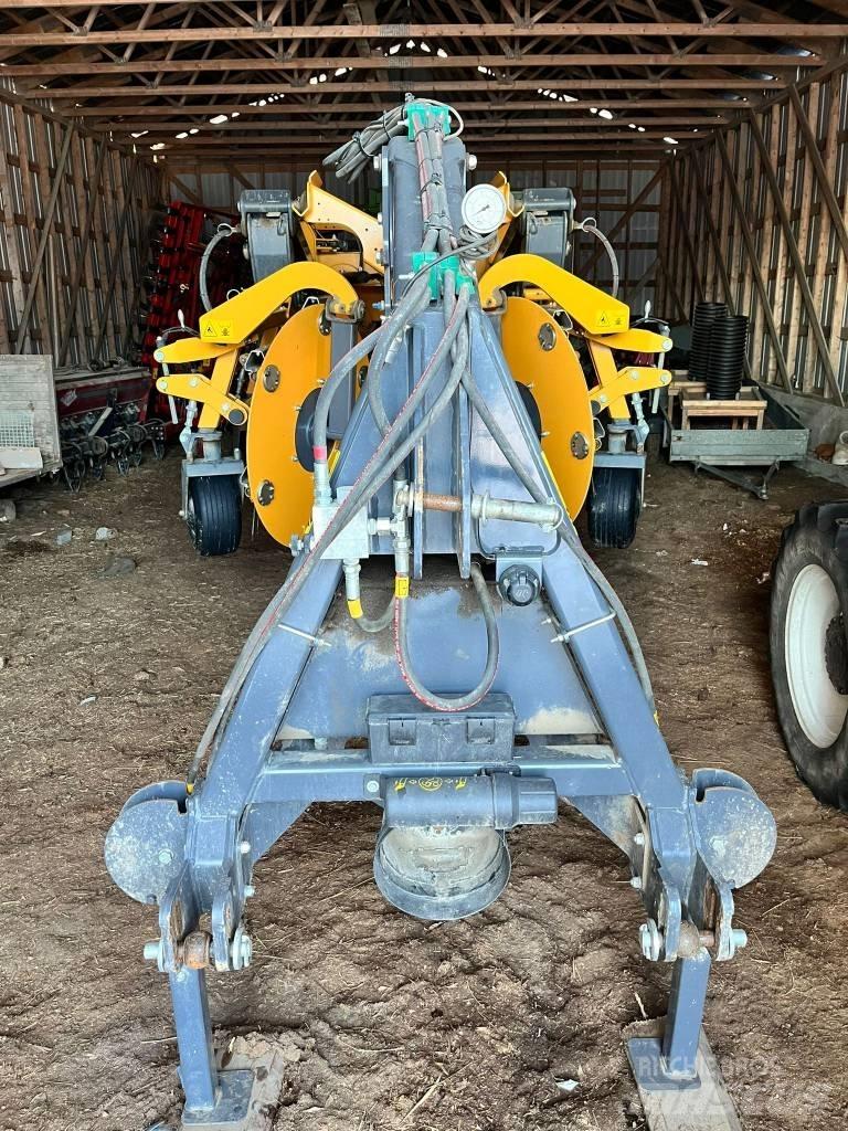 Elho V-Twin Windrowers