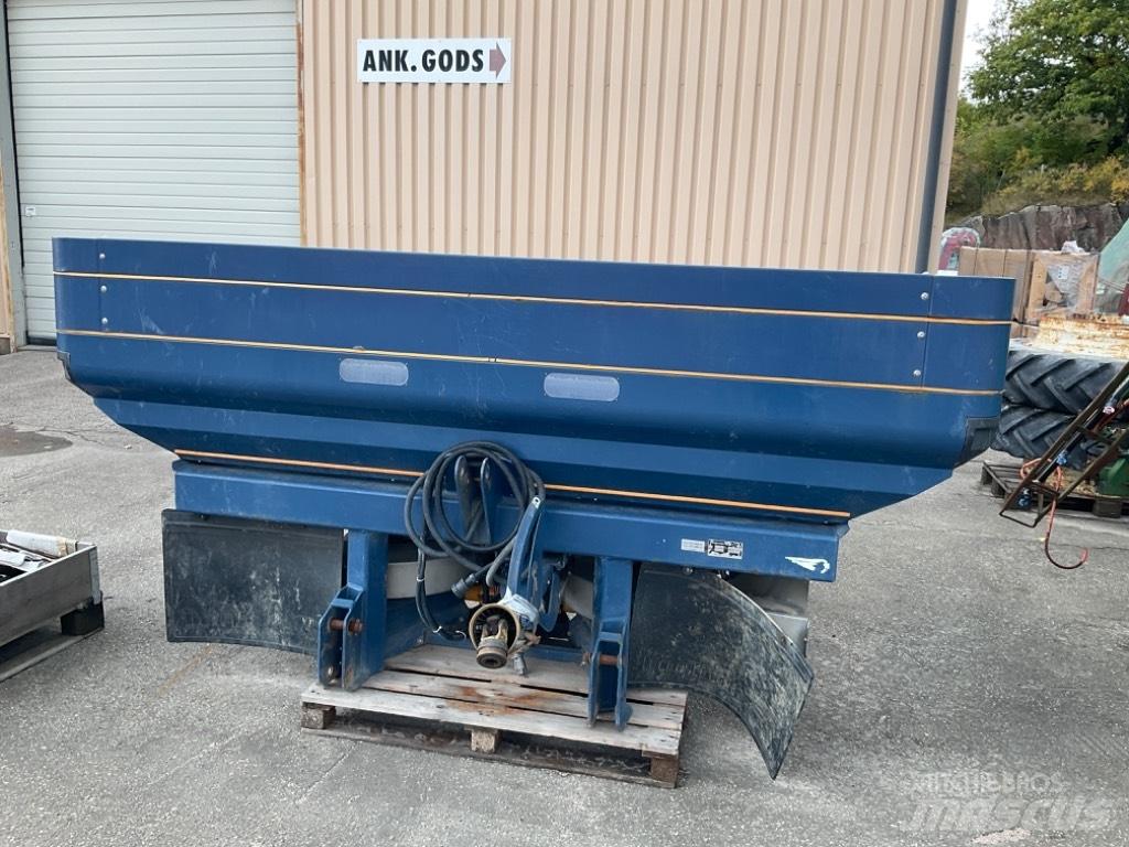 Bogballe M2 Mineral spreaders