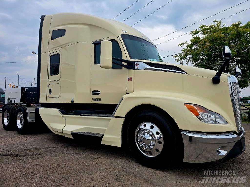 Kenworth T 680 Prime Movers