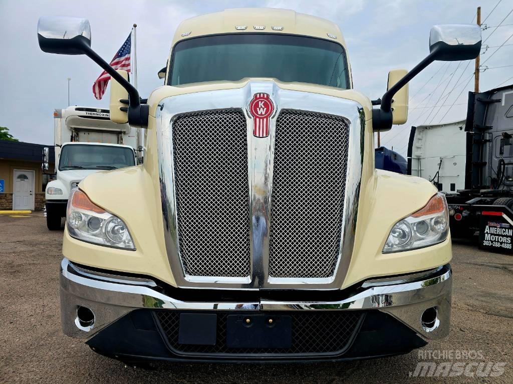 Kenworth T 680 Prime Movers