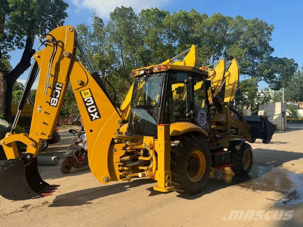 JCB 3CX Backhoe