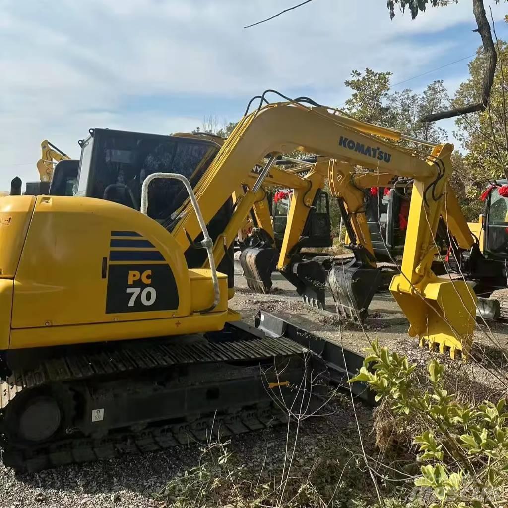 Komatsu PC 70 Crawler excavators