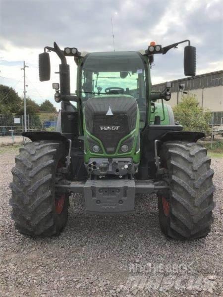 Fendt 716 Vario Tractors