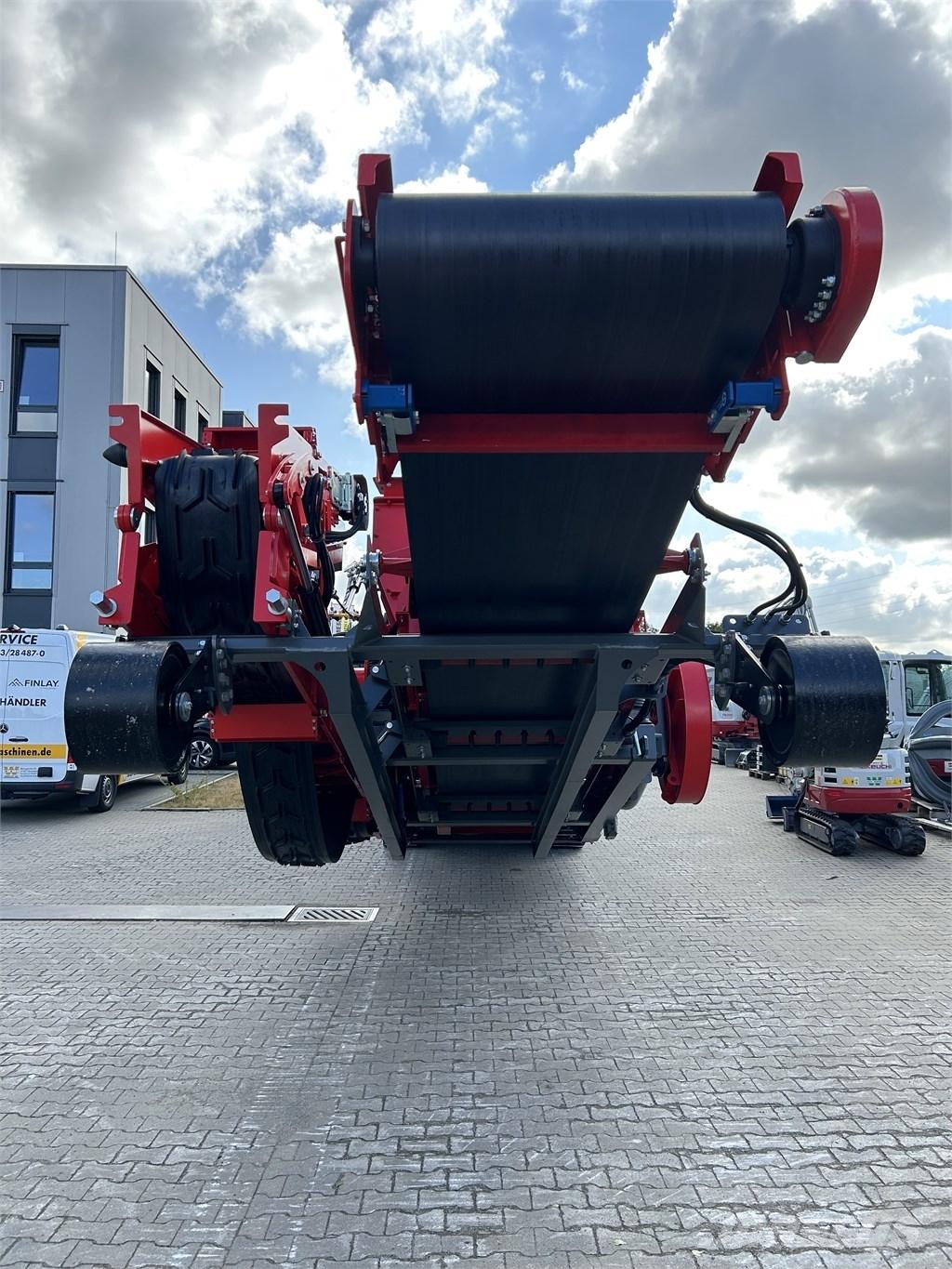 GIPO P090 GIGA Mobile crushers