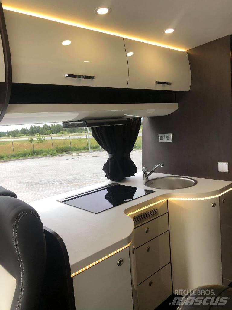 Volvo B12B 9900 Coach