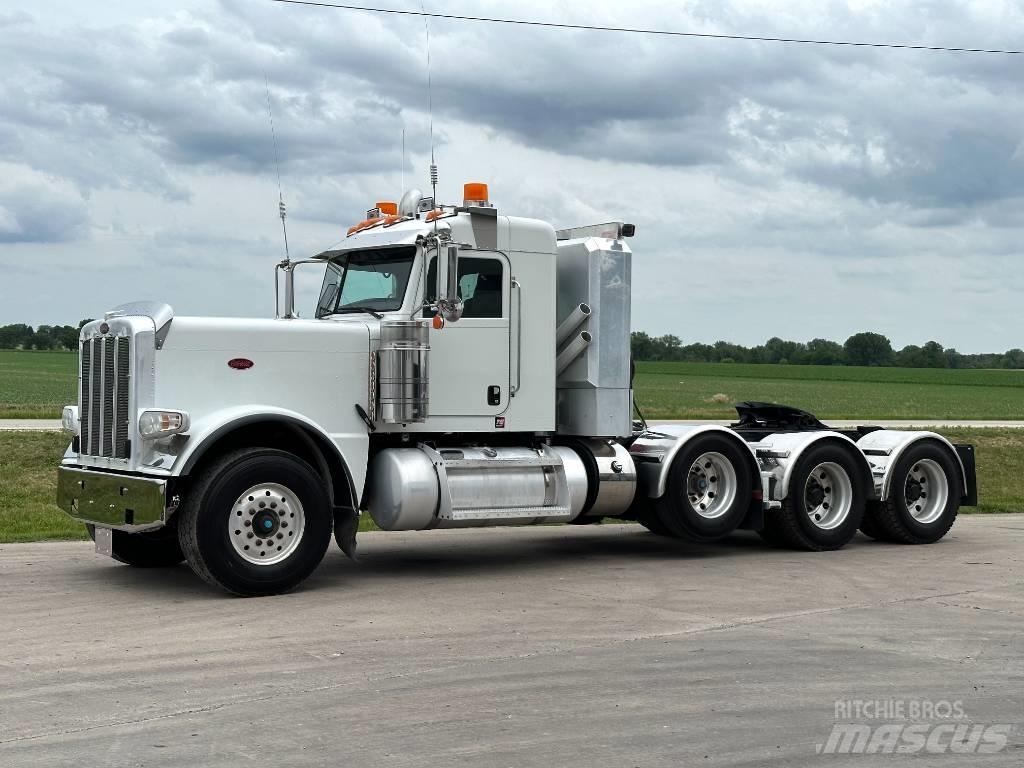 Peterbilt 389 Prime Movers