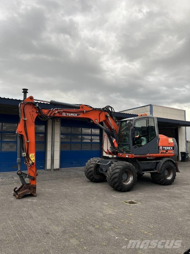 Terex TW 160 Wheeled excavators