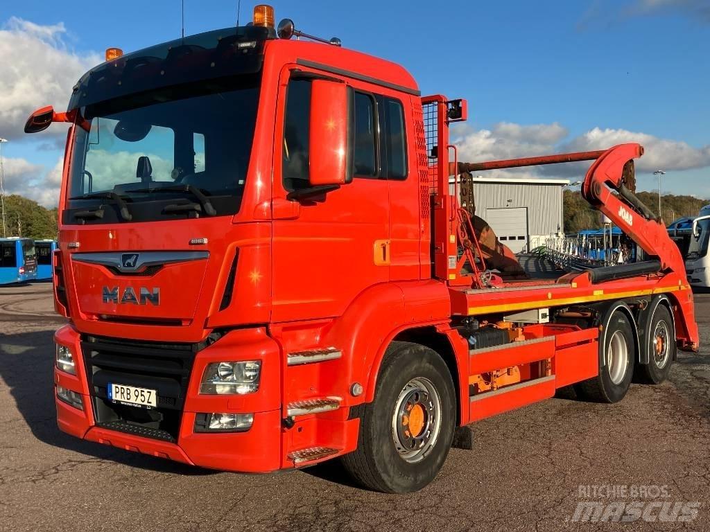 MAN TGS 26.360 Skip bin truck