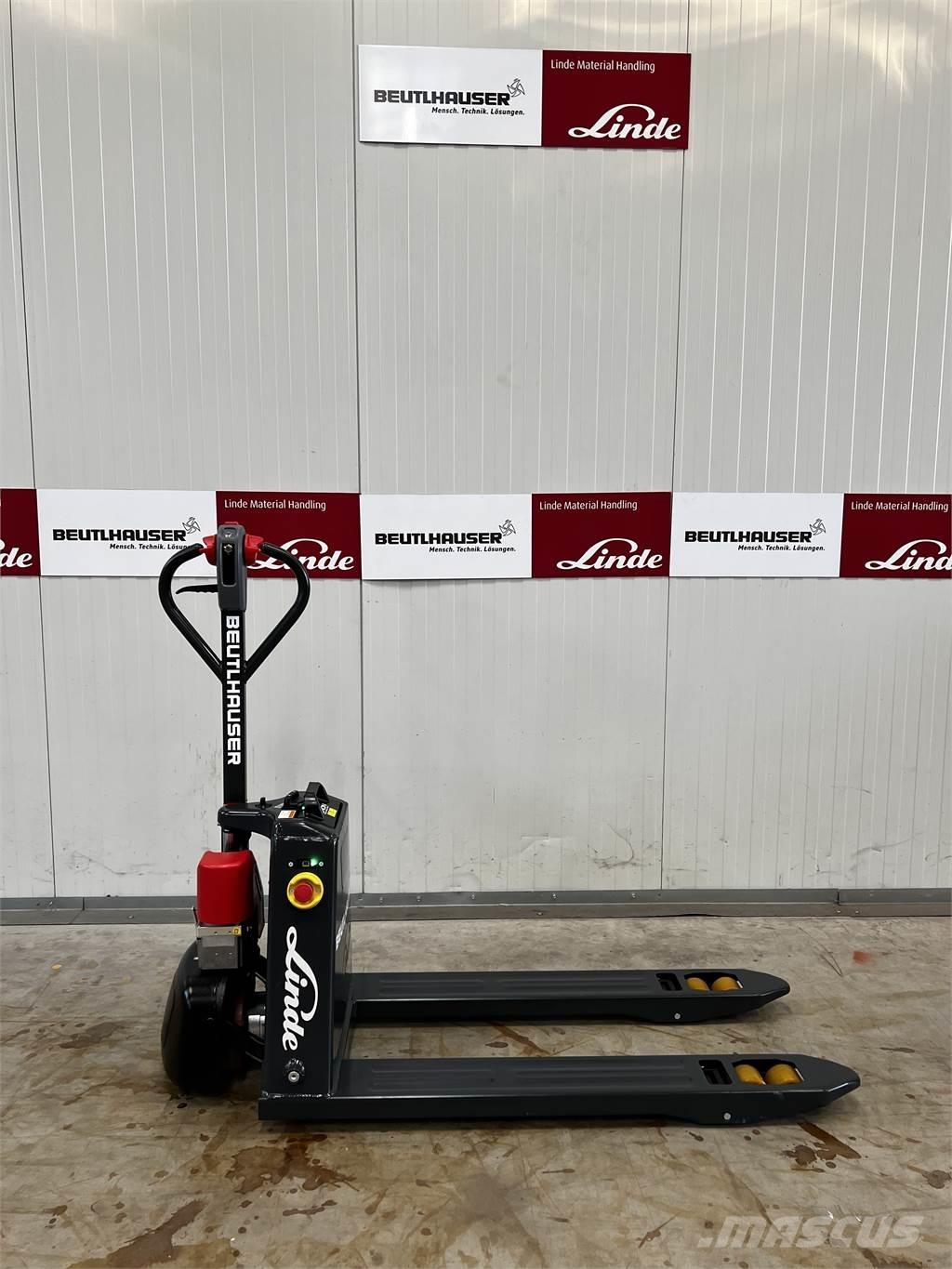 Linde MT15C Pedestrian stacker