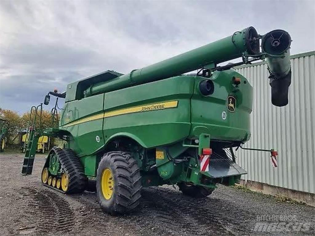 John Deere S 685 i Combine harvesters