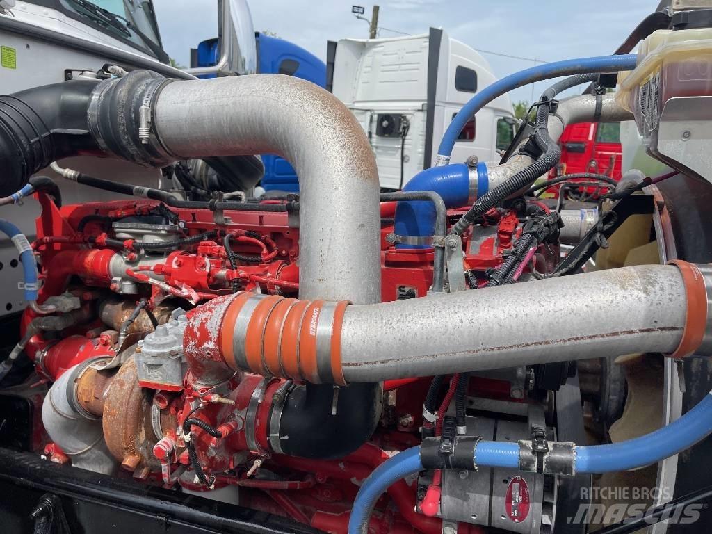 Peterbilt 389 Prime Movers