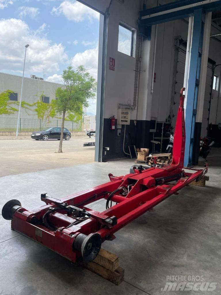 Multilift XR 10 S 36 Shipping containers