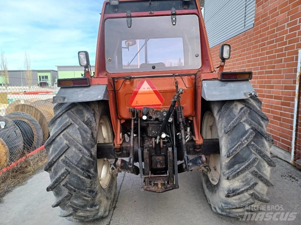 Fiat 680 DTH Tractors