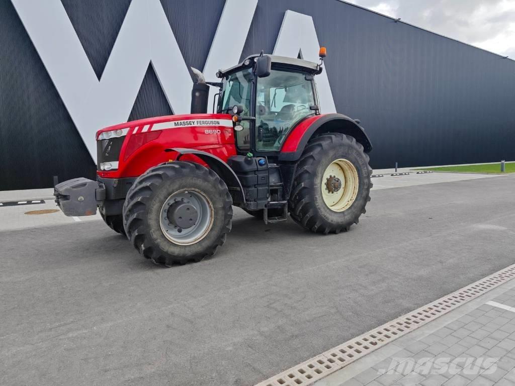 Massey Ferguson 8690 Tractors