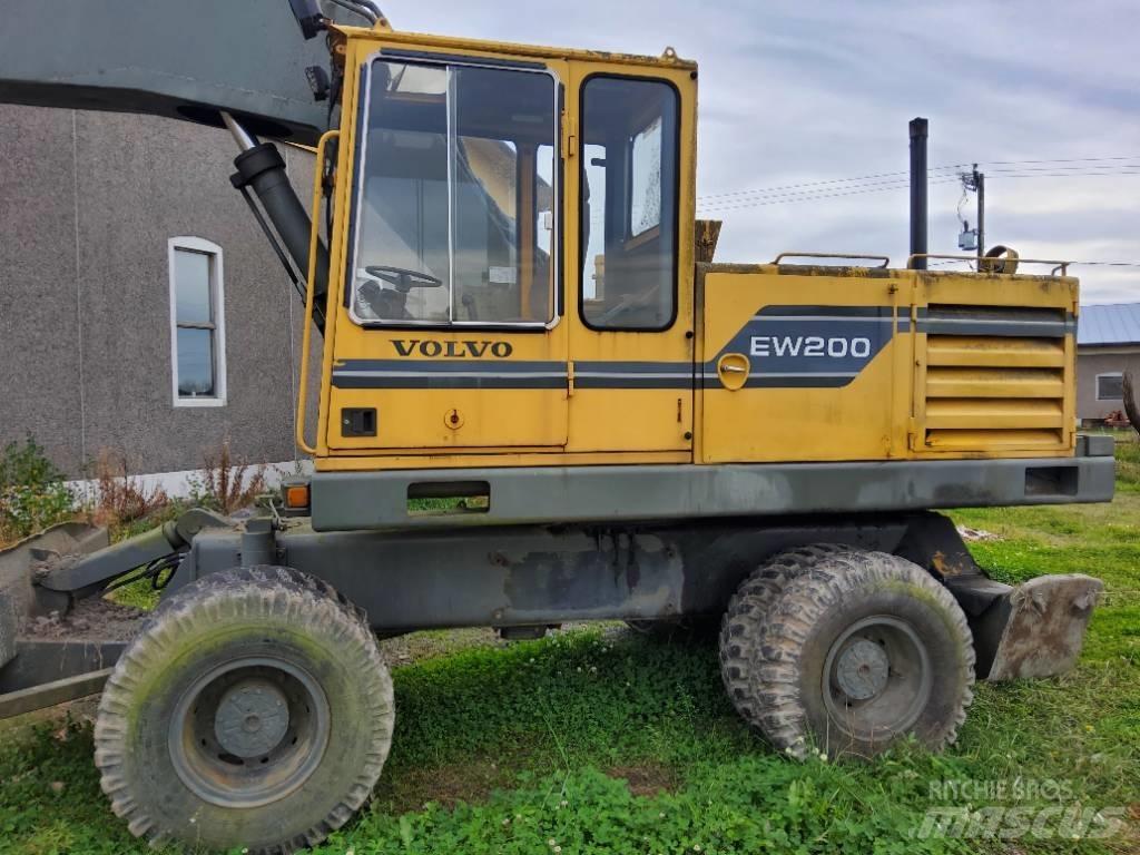 Volvo EW 200 Wheeled excavators