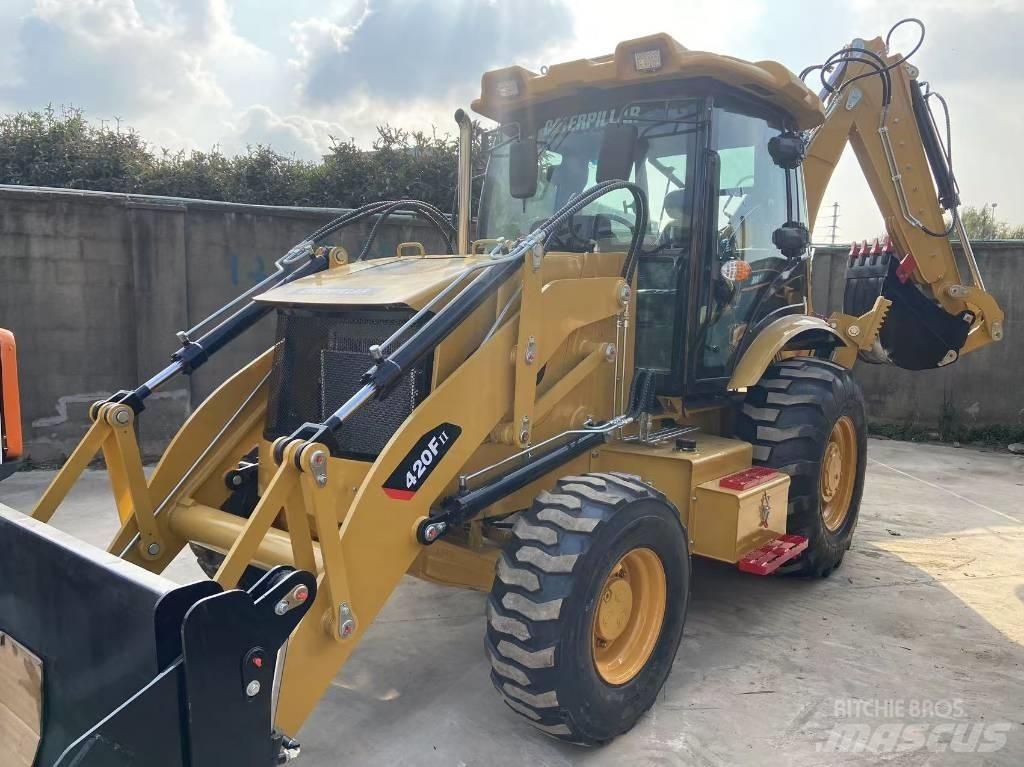 CAT 420 F2 Backhoe