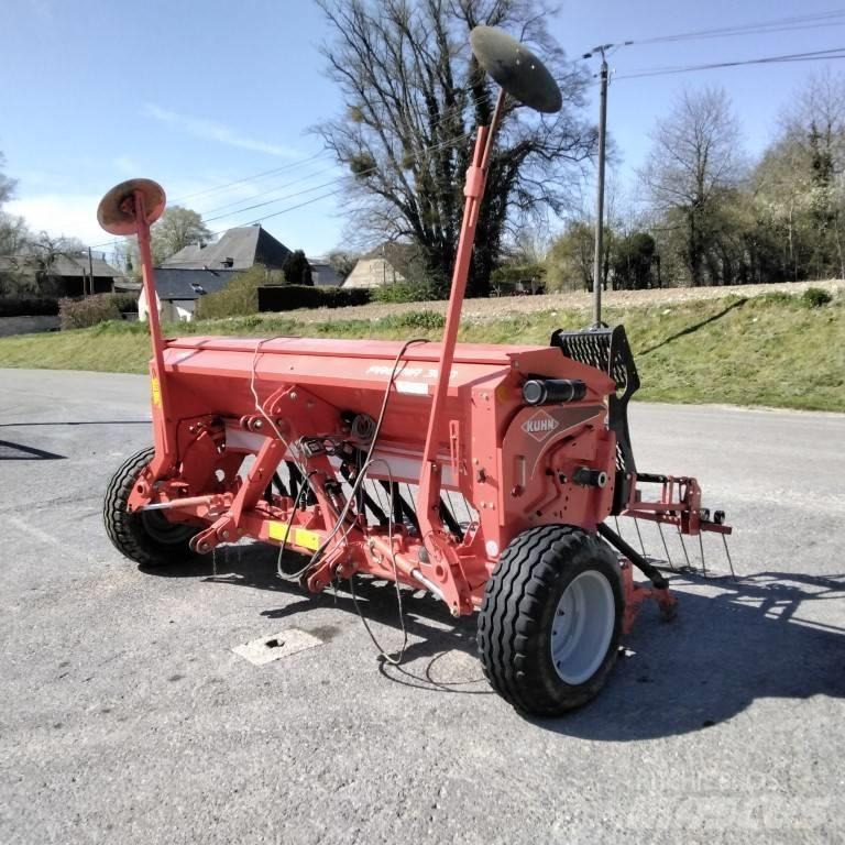 Kuhn Premia 300 Drills
