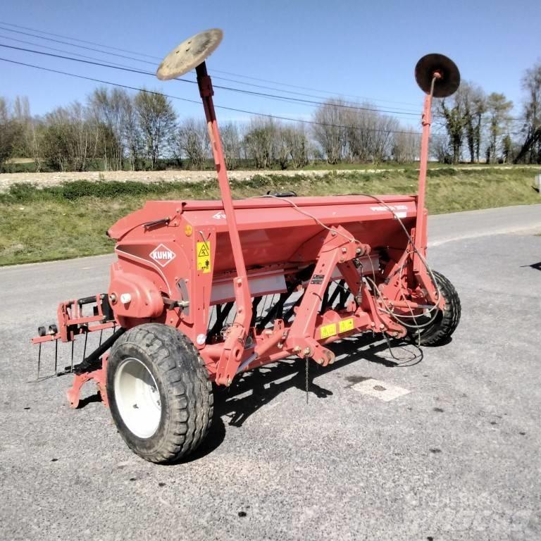 Kuhn Premia 300 Drills