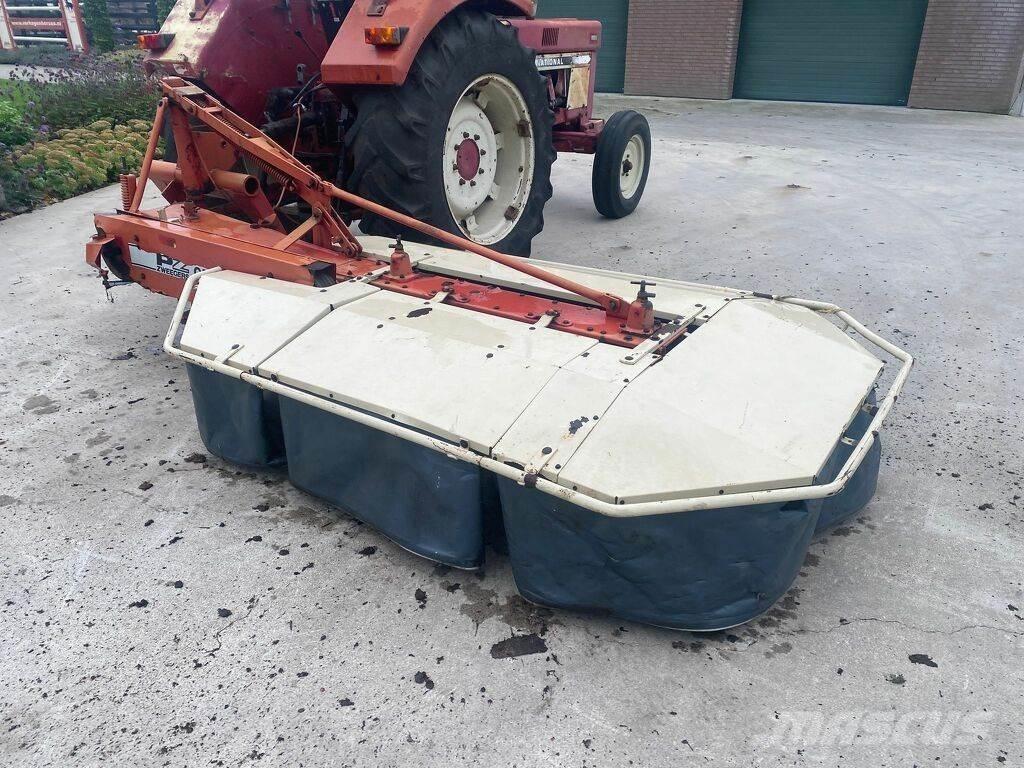 PZ 212 Mowers