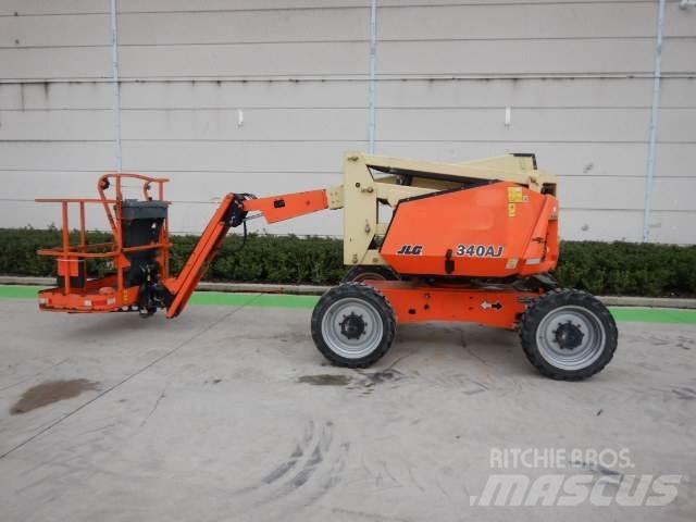 JLG 340AJ Articulated boom lifts