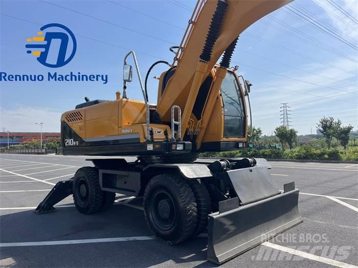 Hyundai R210W-9 Wheeled excavators