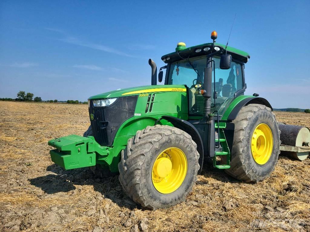 John Deere 7200 R Tractors