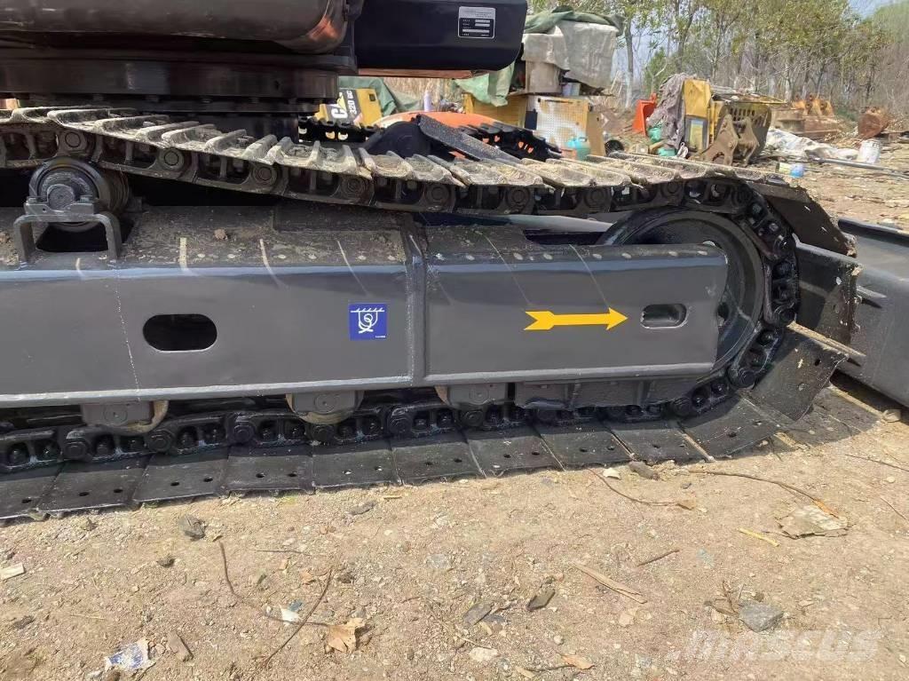 Doosan DX 75-9 C Mini excavators  7t - 12t