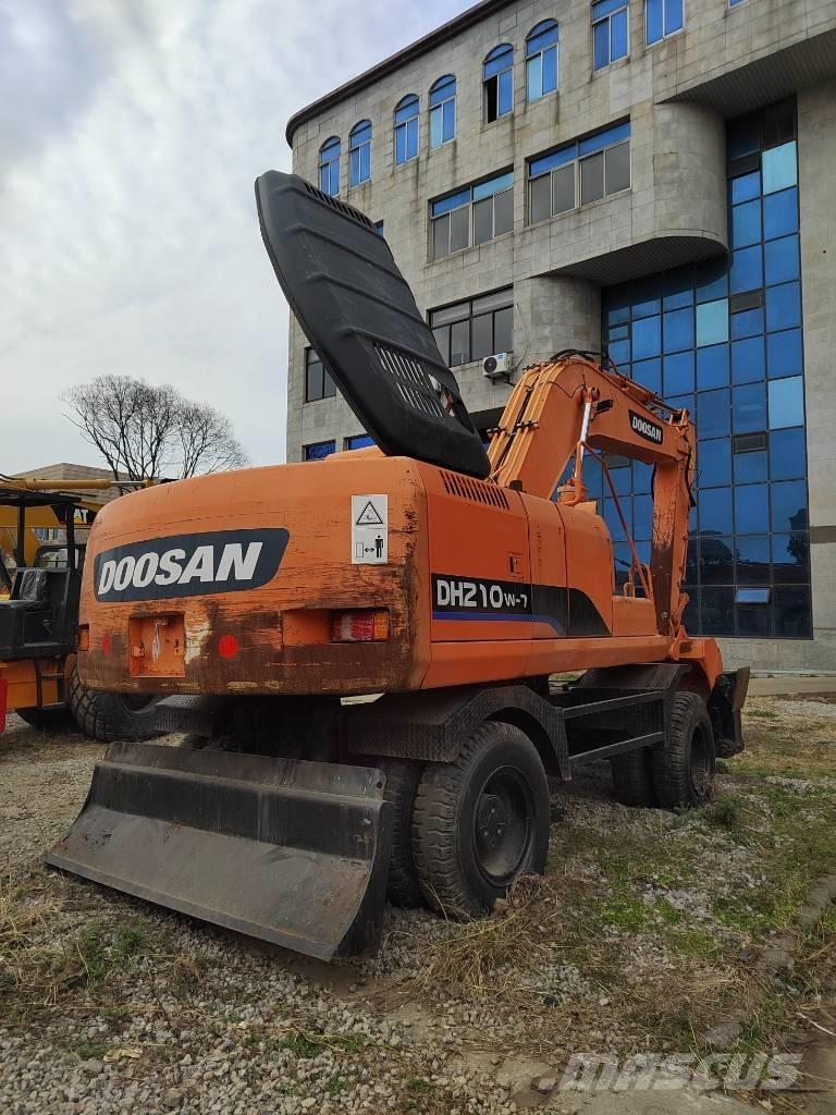 Doosan DH 210 W-7 Wheeled excavators