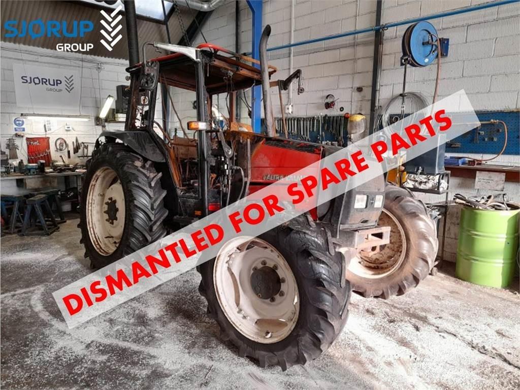 Valmet 900 Tractors