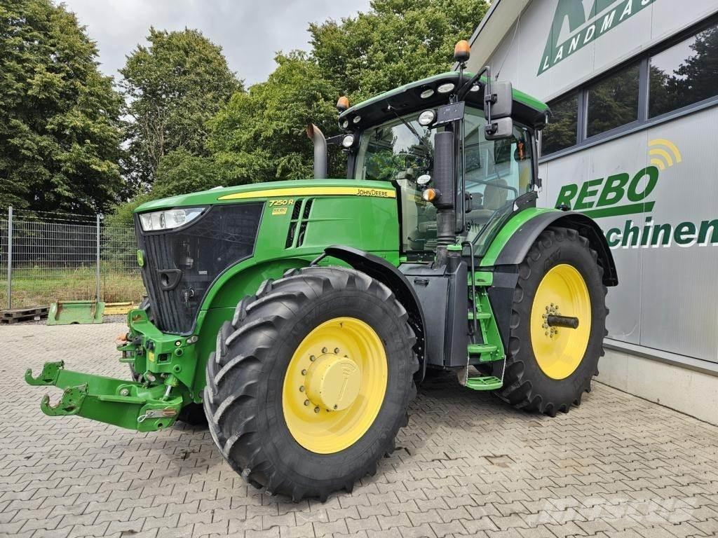John Deere 7250R Tractors