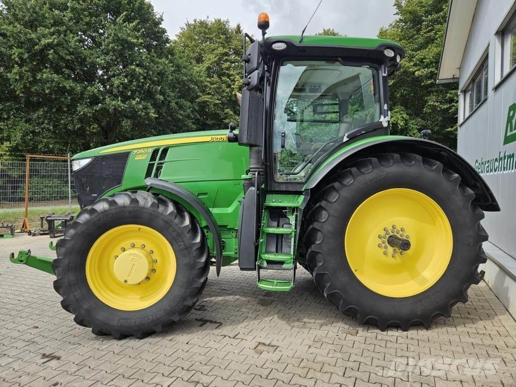 John Deere 7250R Tractors