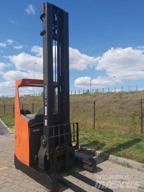 BT RR E 160 Reach truck