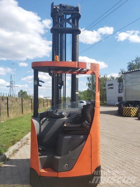 BT RR E 160 Reach truck