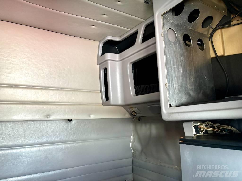 Peterbilt 367 Prime Movers
