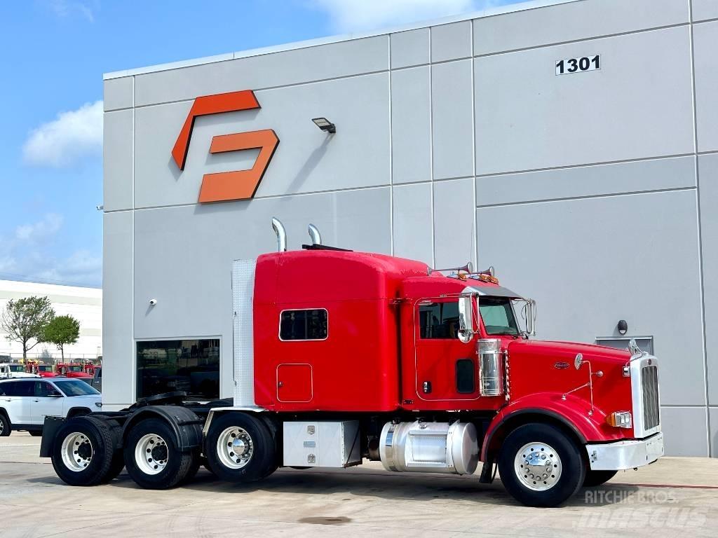 Peterbilt 367 Prime Movers