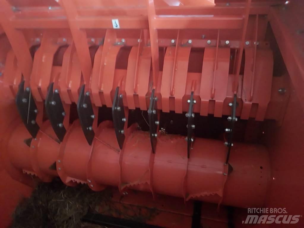 Kubota BC 1300 PRO Bale shredders, cutters and unrollers