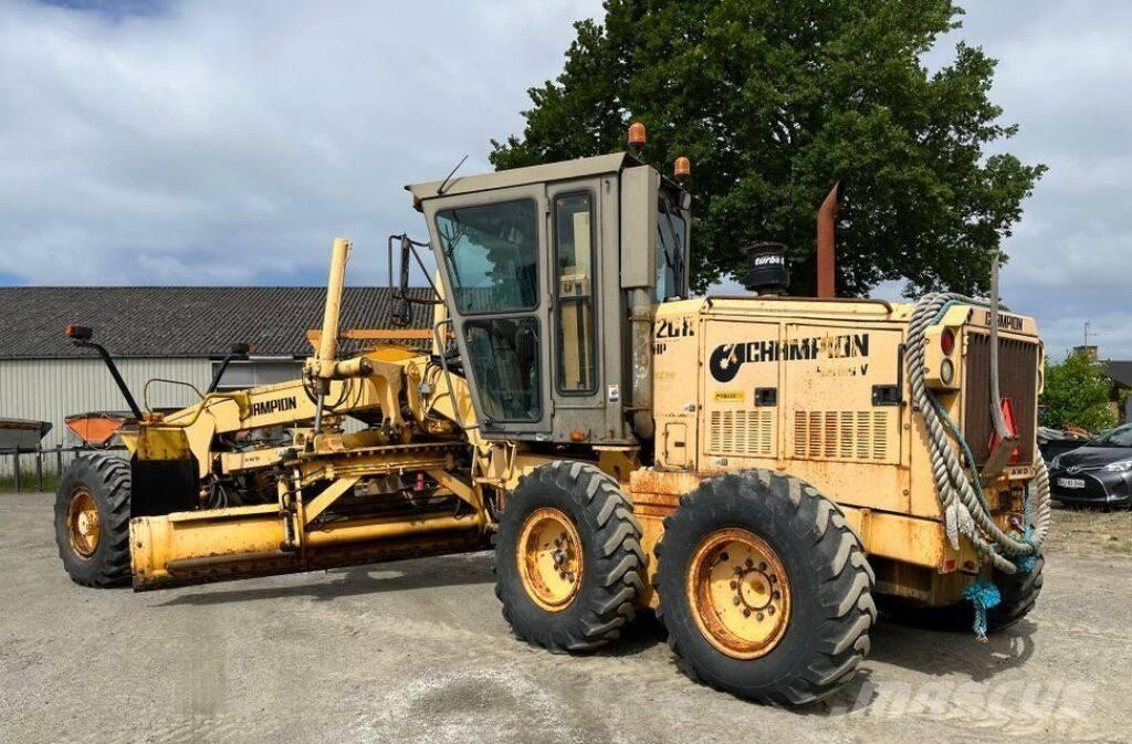 Champion 726 A Graders