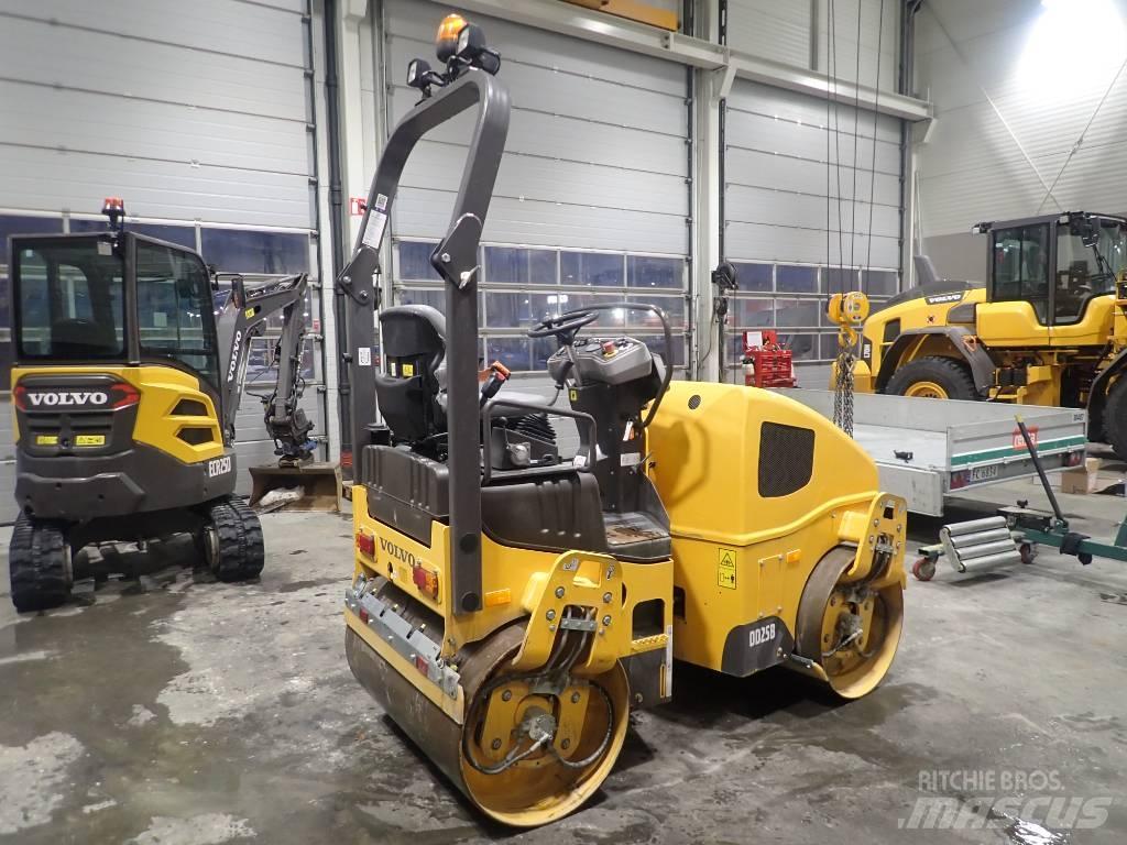 Volvo DD25B Twin drum rollers