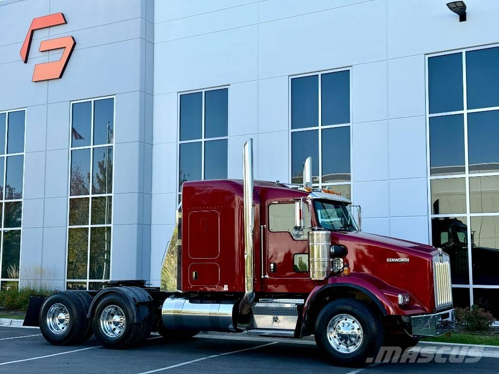 Kenworth T 800 Prime Movers