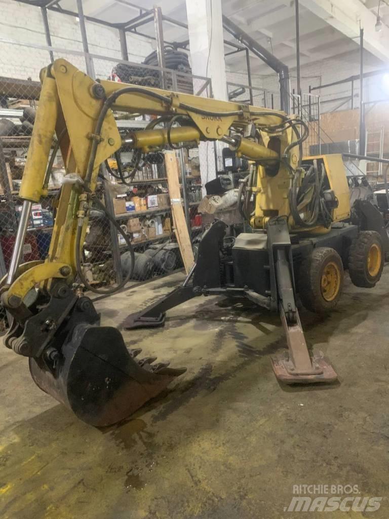 Brokk 250 Mini excavators < 7t (Mini diggers)