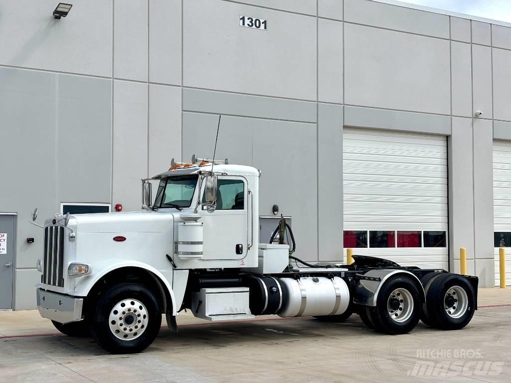 Peterbilt 389 Prime Movers