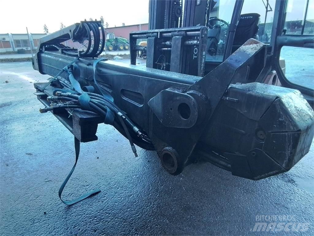 Komatsu 165F Loader cranes