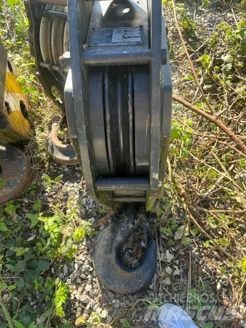 Grove Hakenflasche Crane parts and equipment