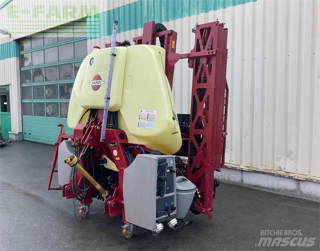 Hardi MEGA 1200 Trailed sprayers