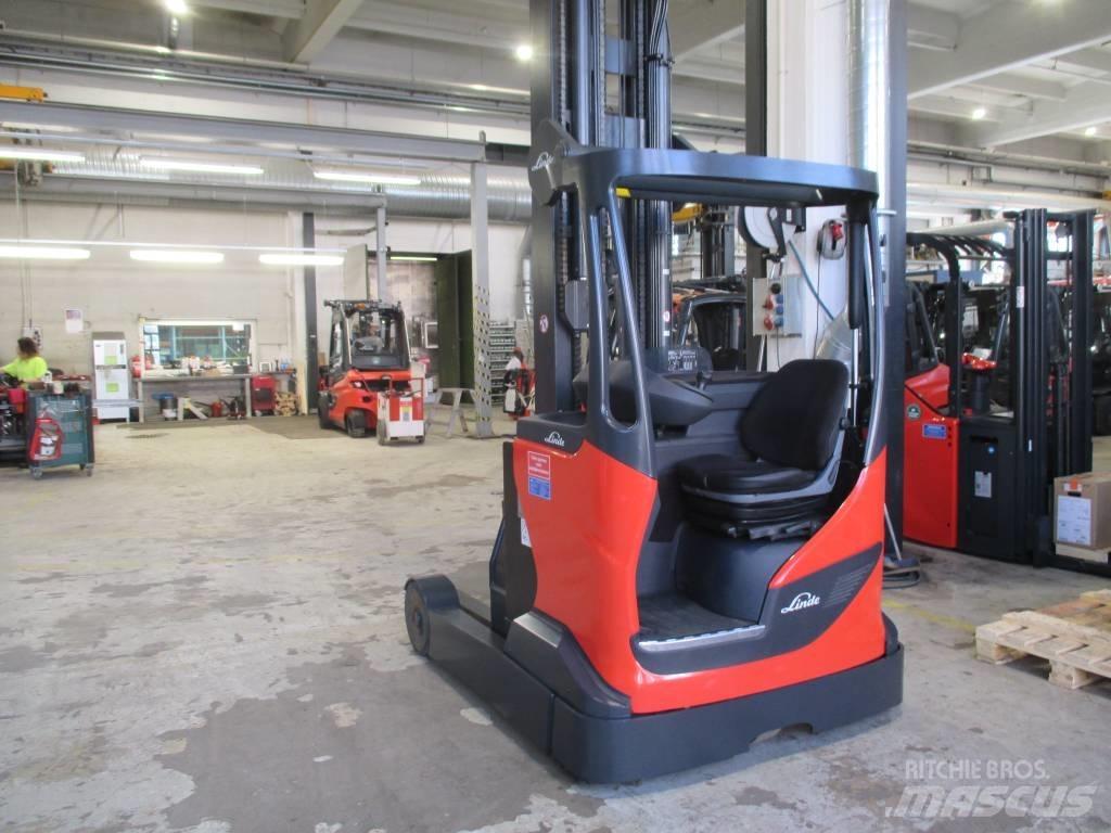Linde R20 Reach truck
